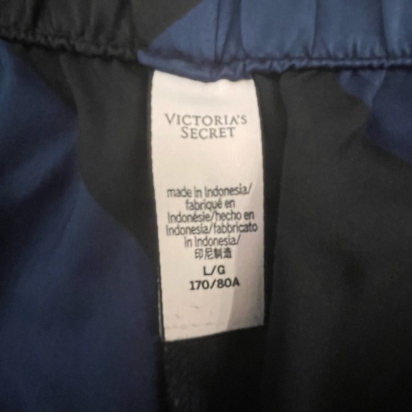 Victoria’s Secret Pajamas Set - Picture 11 of 12